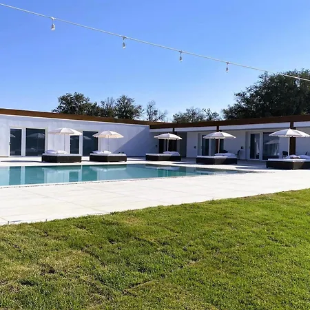 Farm stay Agricola Chiani With Shared Pool